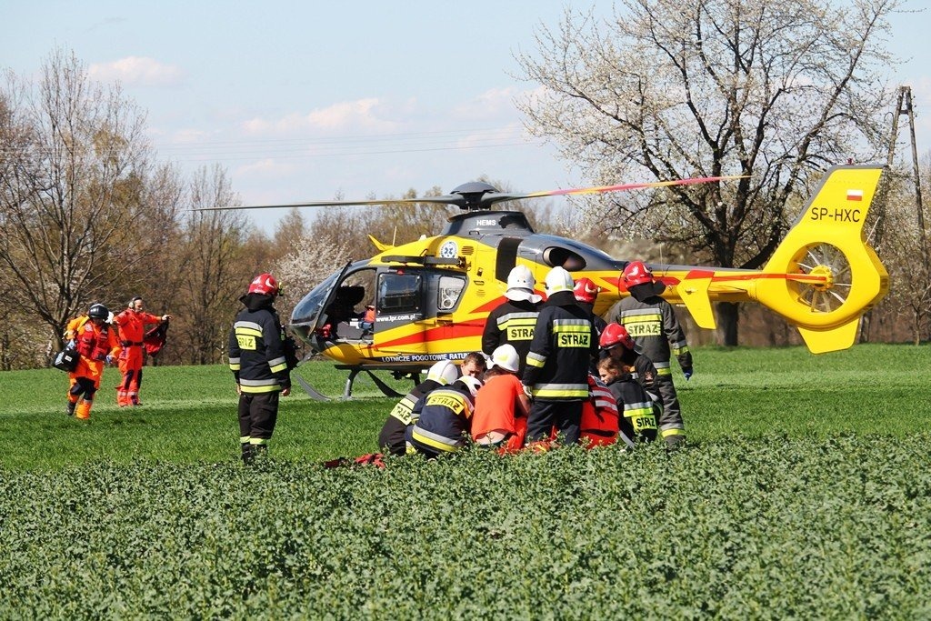 Wypadek motocyklisty. Na miejscu lądował śmigłowiec LPR. ZDJĘCIA!