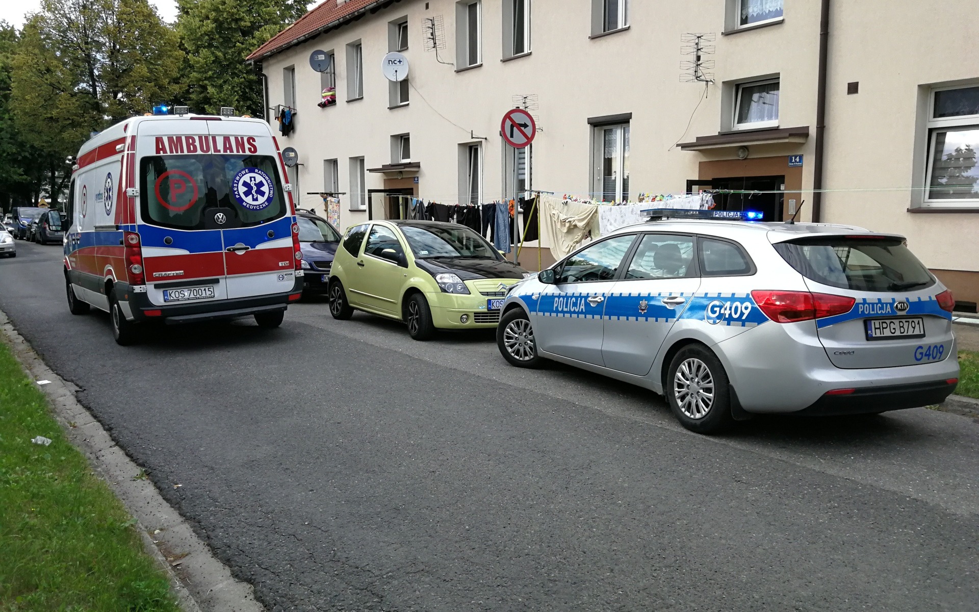 Policjanci i ZRM ratowali życie. W szybkim dotarciu do rannego pomógł „korytarz życia” Zdjęcia!