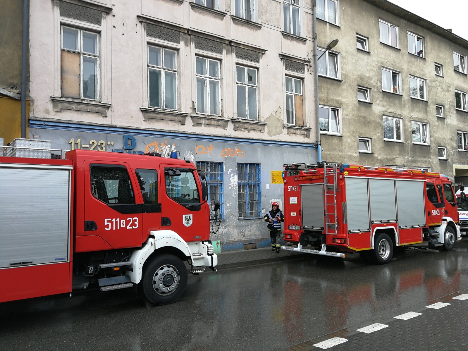 Tragedia w Oświęcimiu. Nie żyje mężczyzna przygnieciony przez ścianę budynku. ZDJĘCIA!