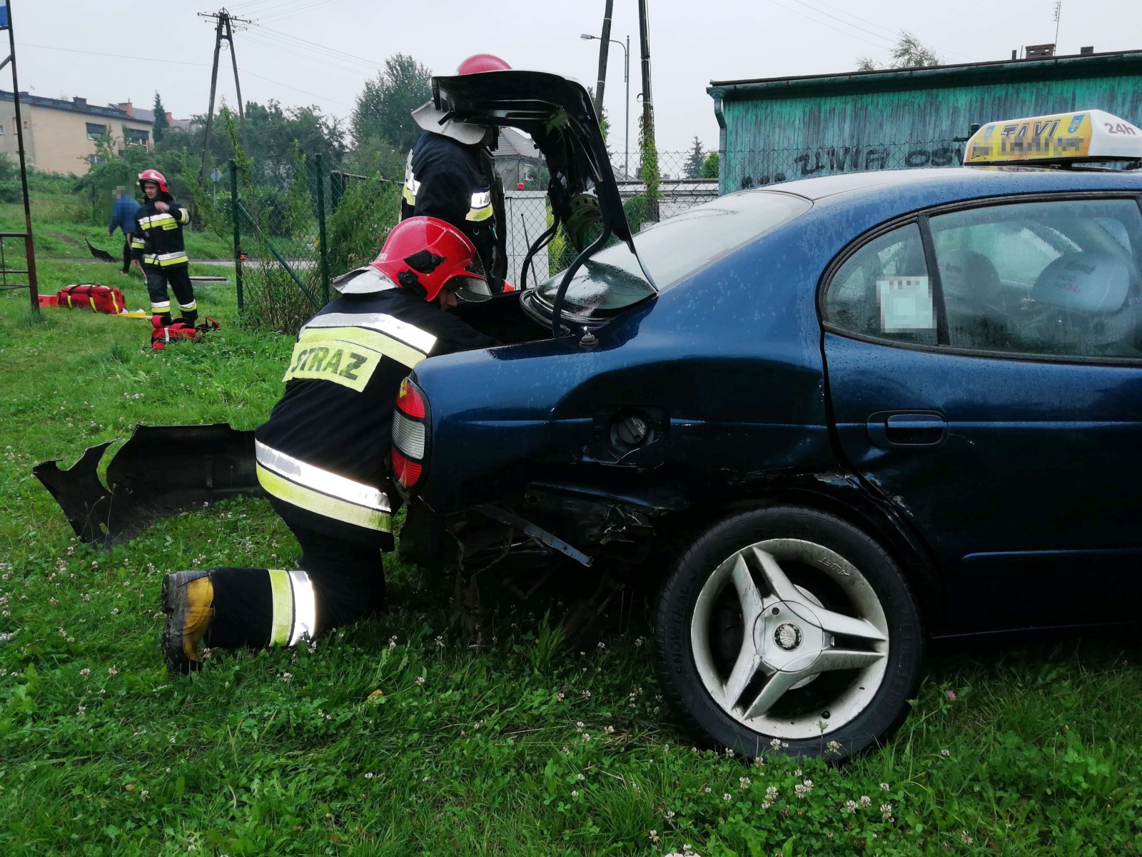 Taksówka zderzyła się z BMW w Oświęcimiu. ZDJĘCIA!