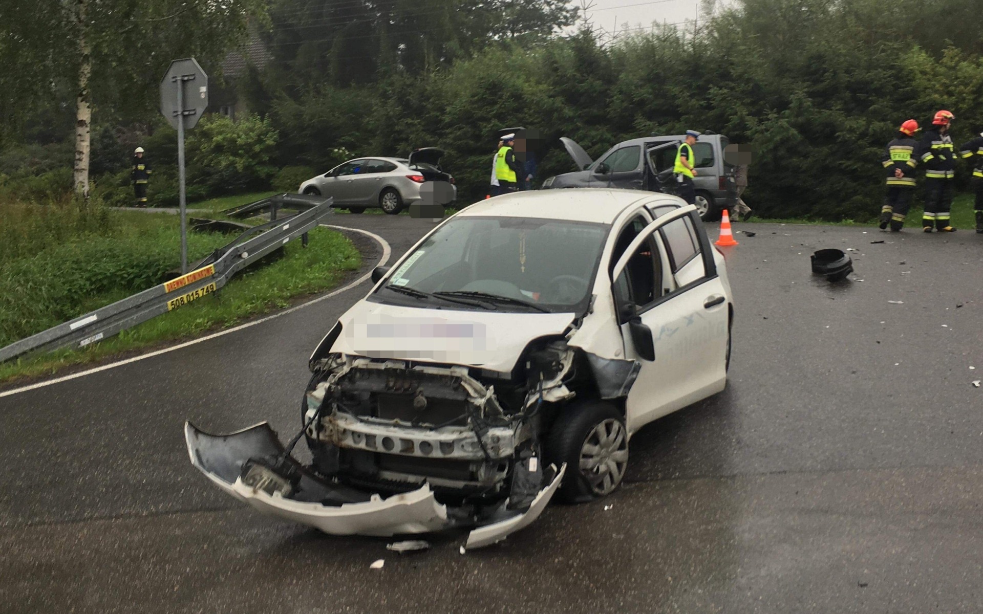 Dwa samochody zderzyły się na DW949 w Osieku.