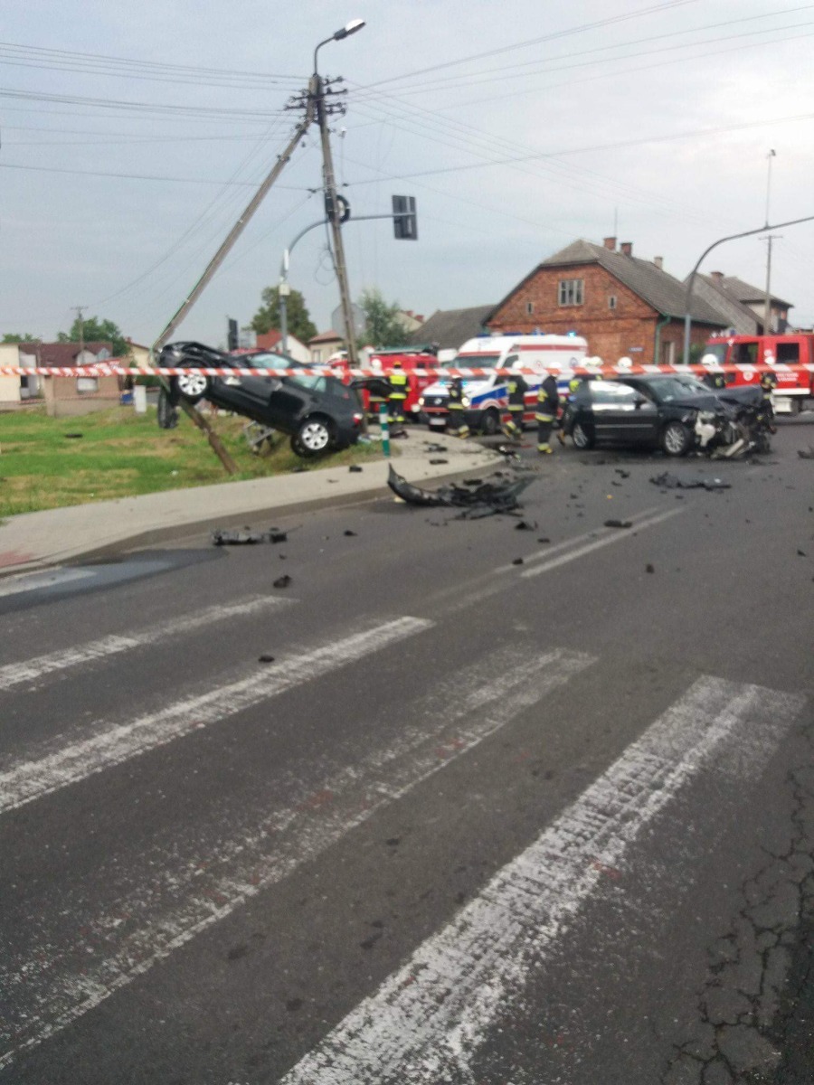 UWAGA! Poważny wypadek w Zasolu. FOTO