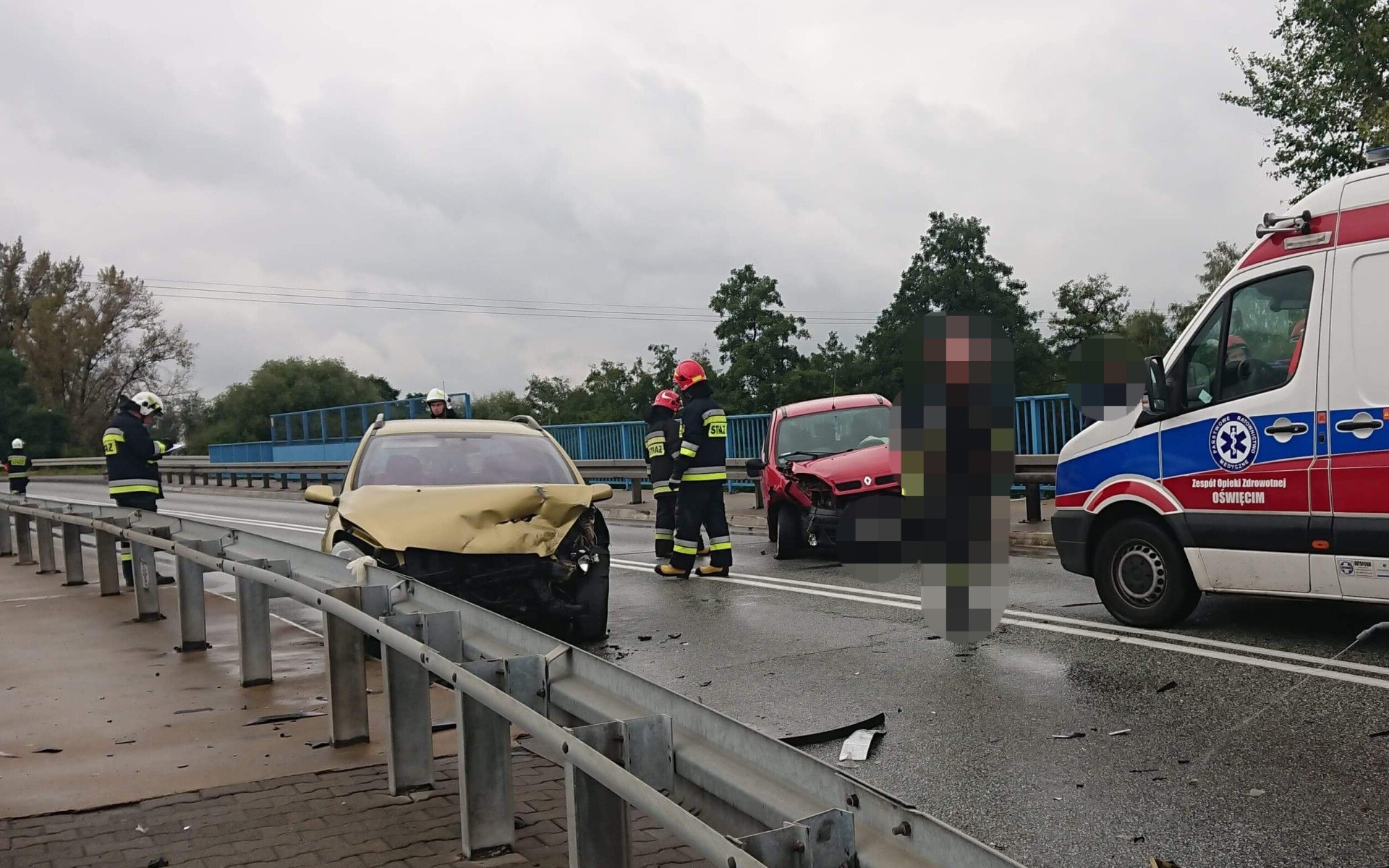 UWAGA ! Zablokowana DK44 na wiadukcie Oświecim-Babice. ZDJĘCIA