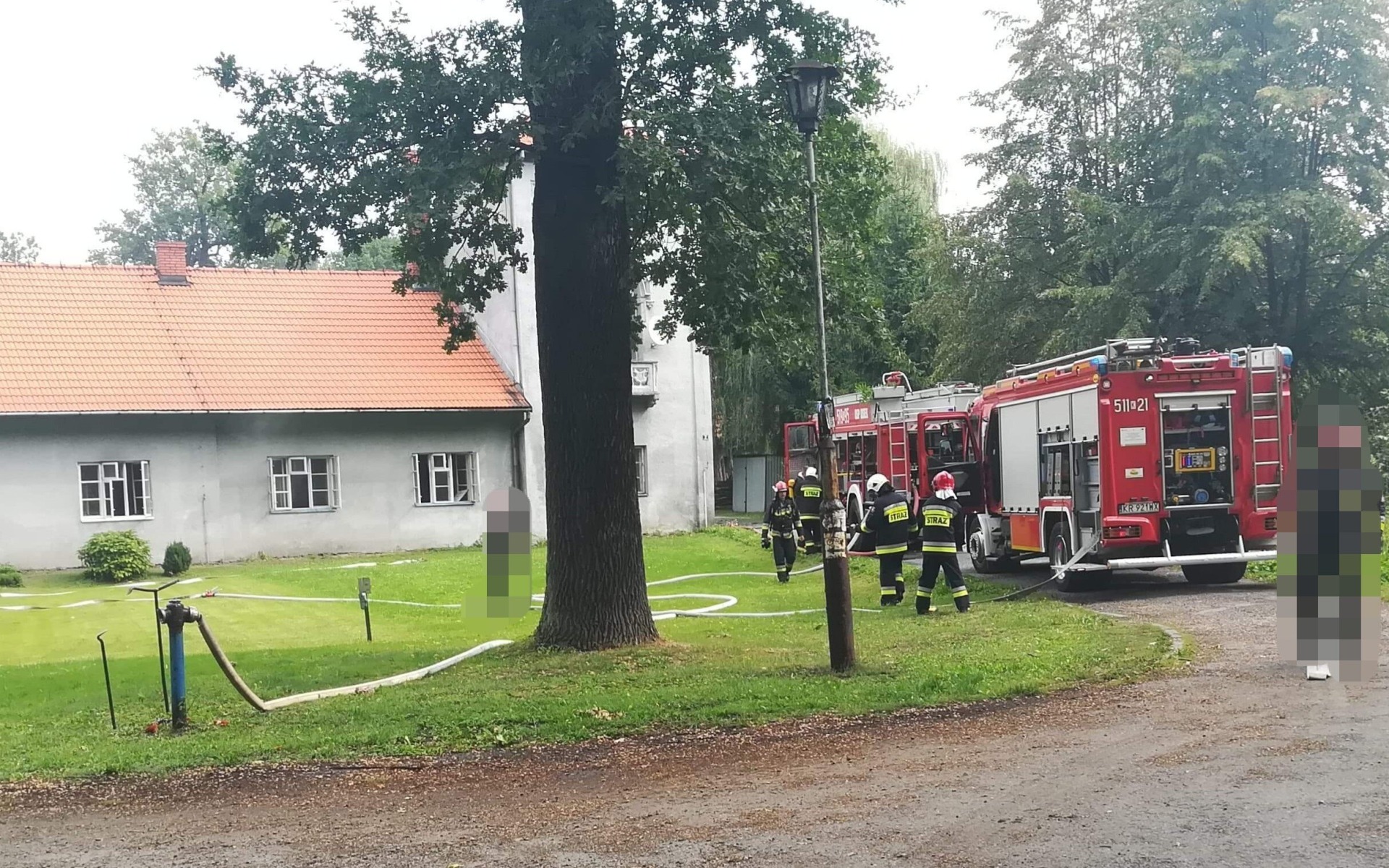 UWAGA ! Pożar budynku w Osieku. Jedna osoba poszkodowana. ZDJĘCIA!