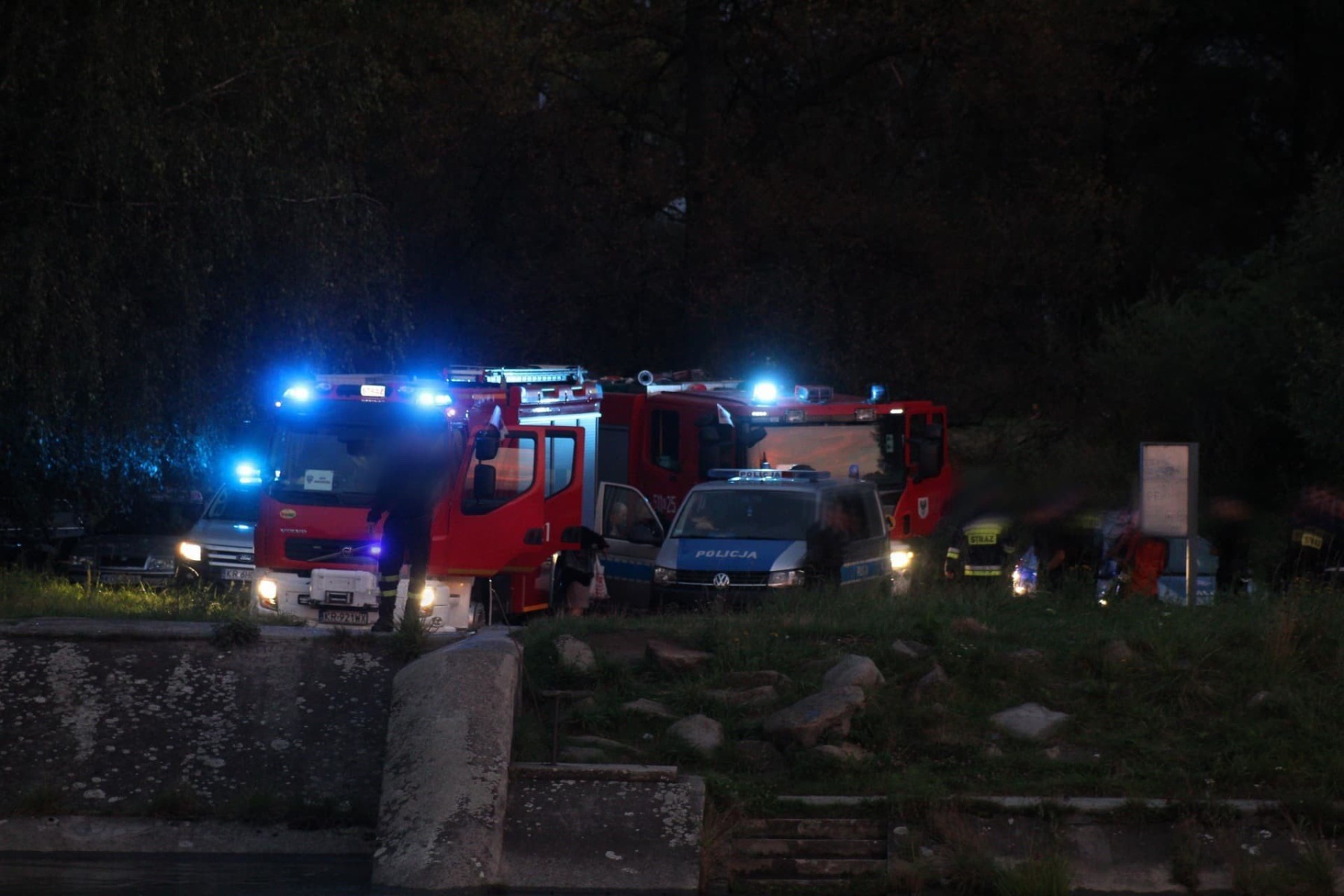 Mężczyzna wpadł do Soły, na miejsce zadysponowano wszystkie służby. ZDJĘCIA!