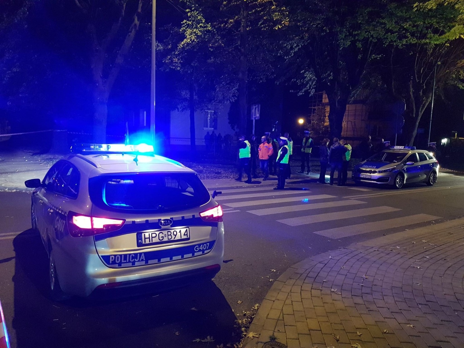 Trwają czynności policyjne na ul. Wyspiańskiego w związku potrąceniem chłopca przez kolumnę rządową. ZDJĘCIA!