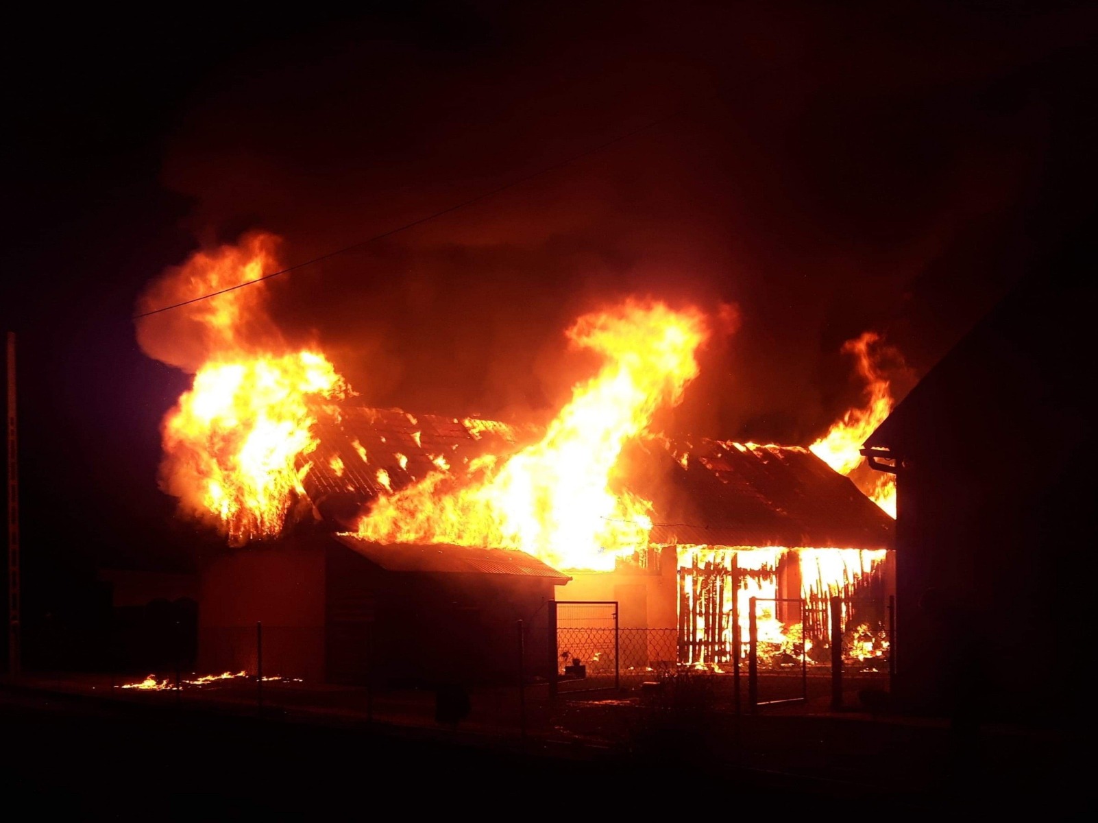 Nocny pożar w Palczowicach – FILM, ZDJĘCIA!