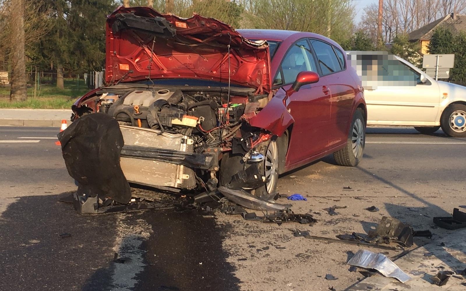 Kierujący motocyklem trafił do szpitala. Ma złamaną nogę. ZDJĘCIA!