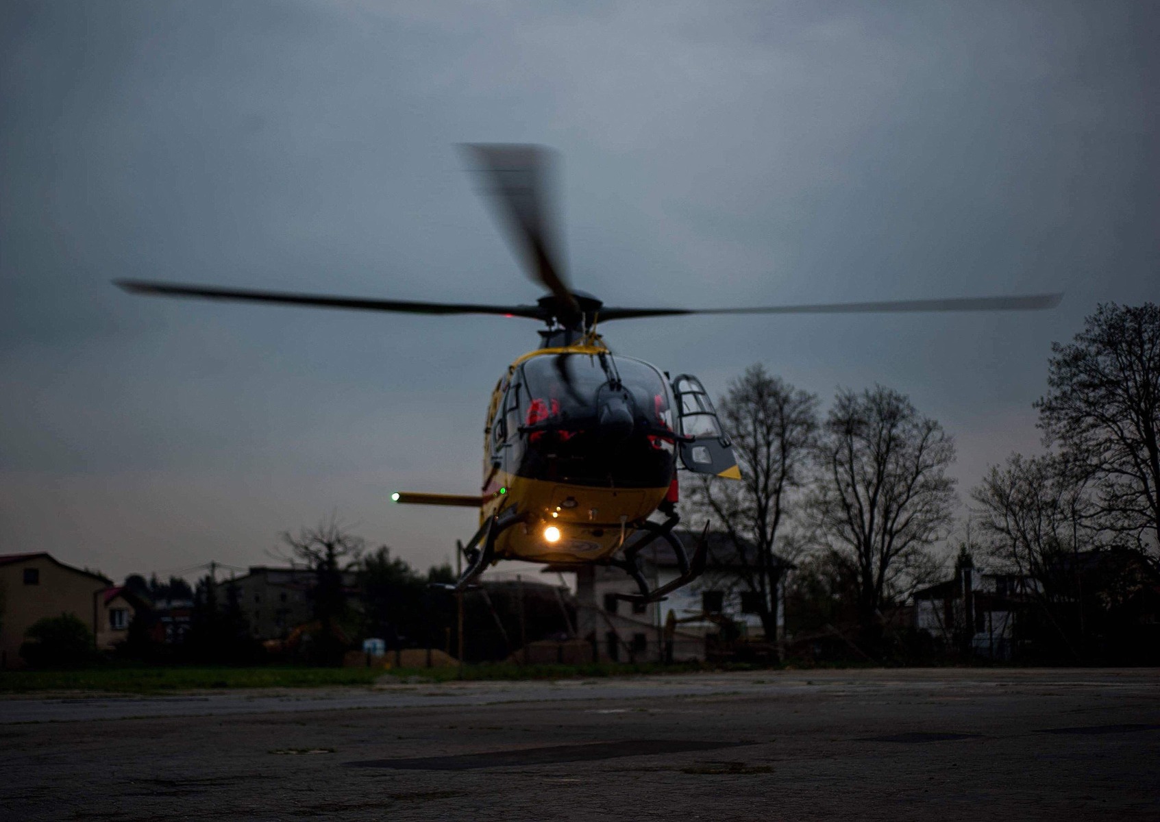 6-latek przetransportowany przez śmigłowiec LPR do szpitala w Katowicach – ZDJĘCIA!