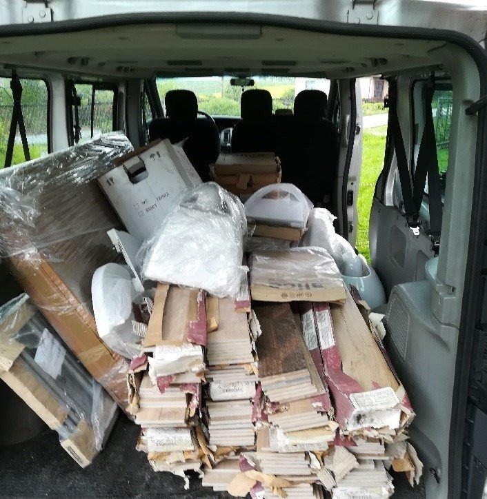 Policjanci rozliczyli nieuczciwego pracownika i odzyskali skradzione mienie