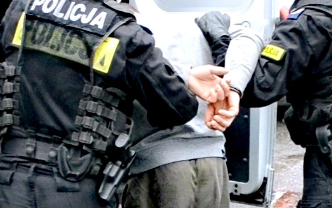 Kierowca nietrzeźwy, a pasażer poszukiwany