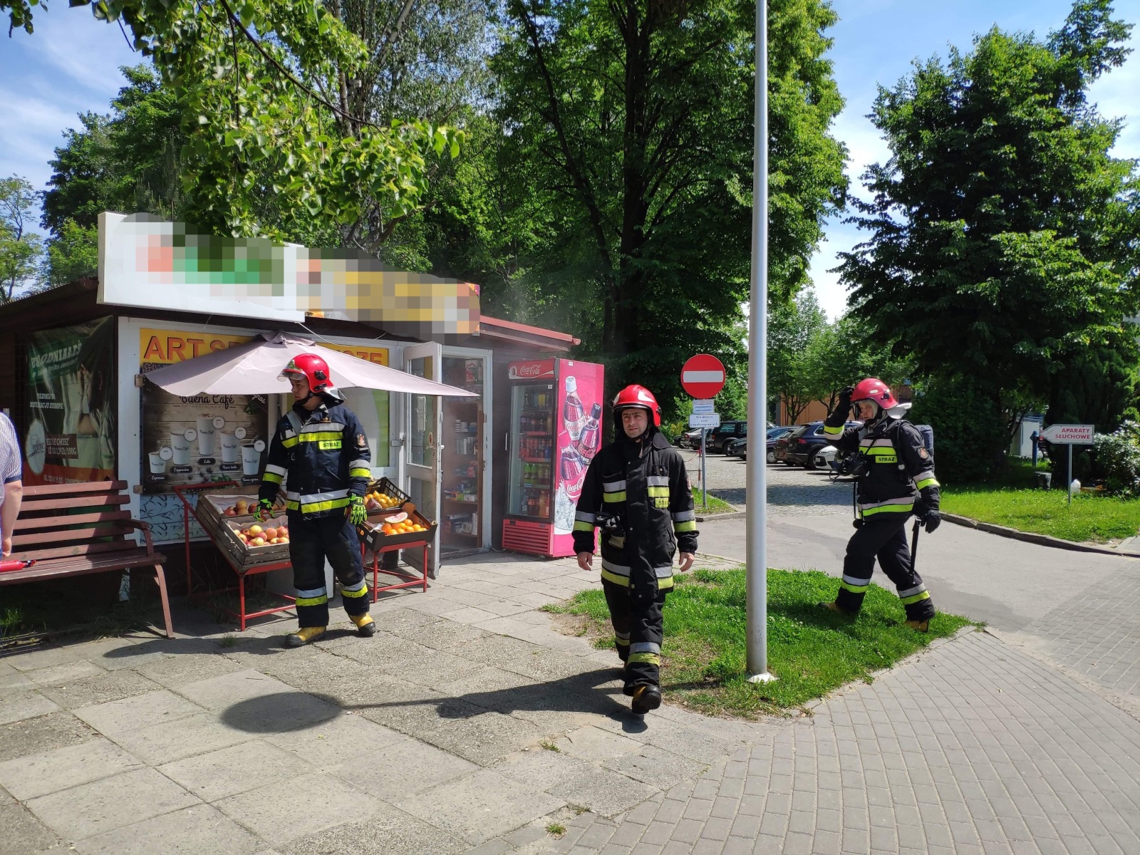 Pożar kiosku na terenie Szpitala w Oświęcimiu – ZDJĘCIA!