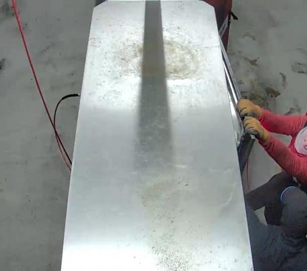 Policja zatrzymała włamywaczy, którzy okradali myjnie