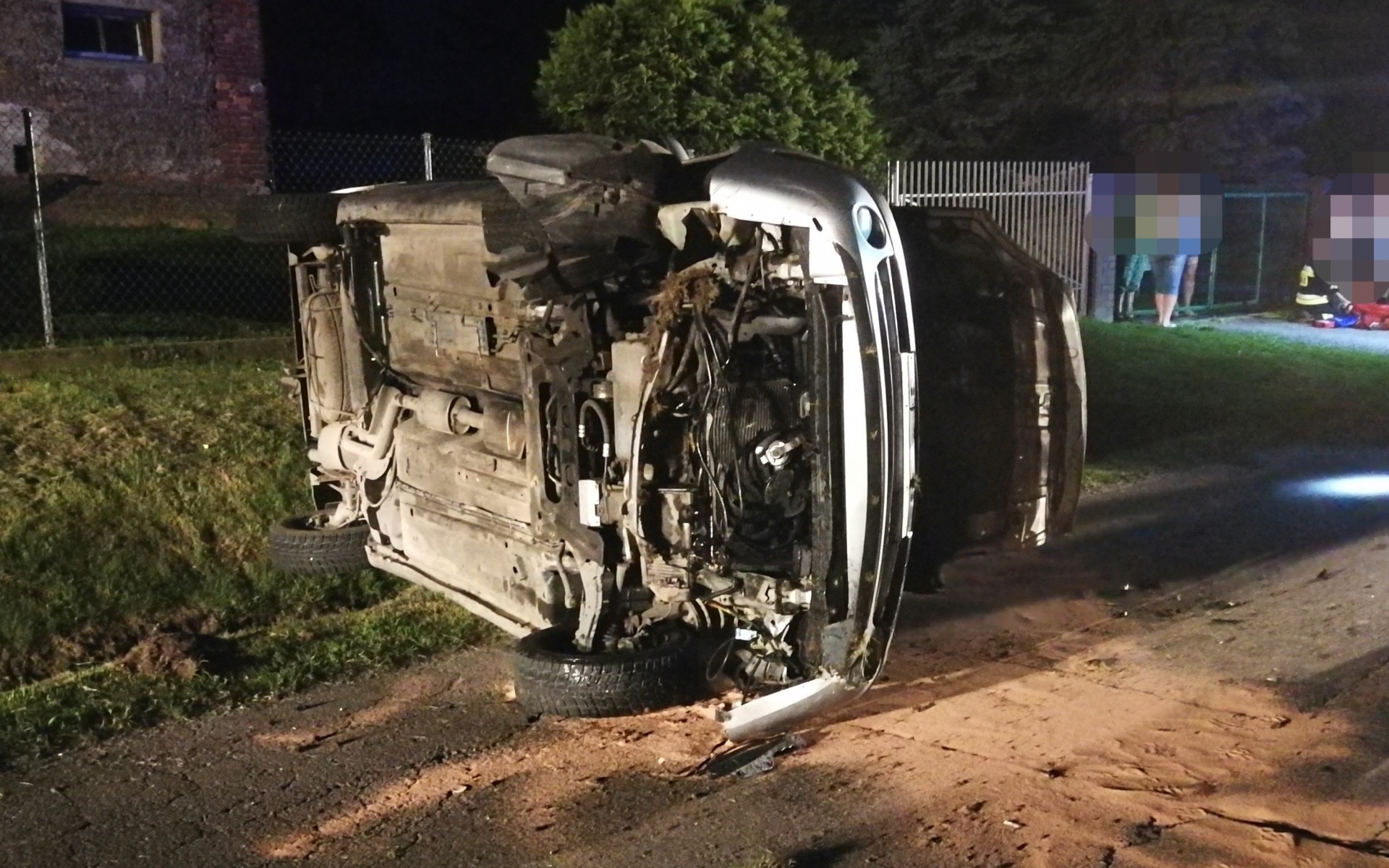 Dachowanie samochodu w Polance Wielkiej – ZDJĘCIA!