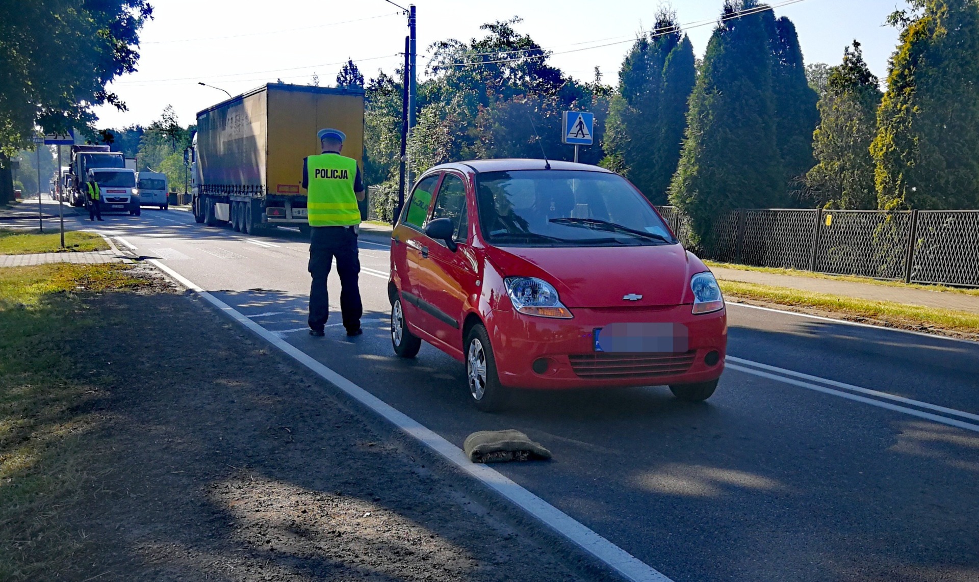Poważny wypadek w Chełmku. Dwie osoby potrącone przez samochód – ZDJĘCIA!