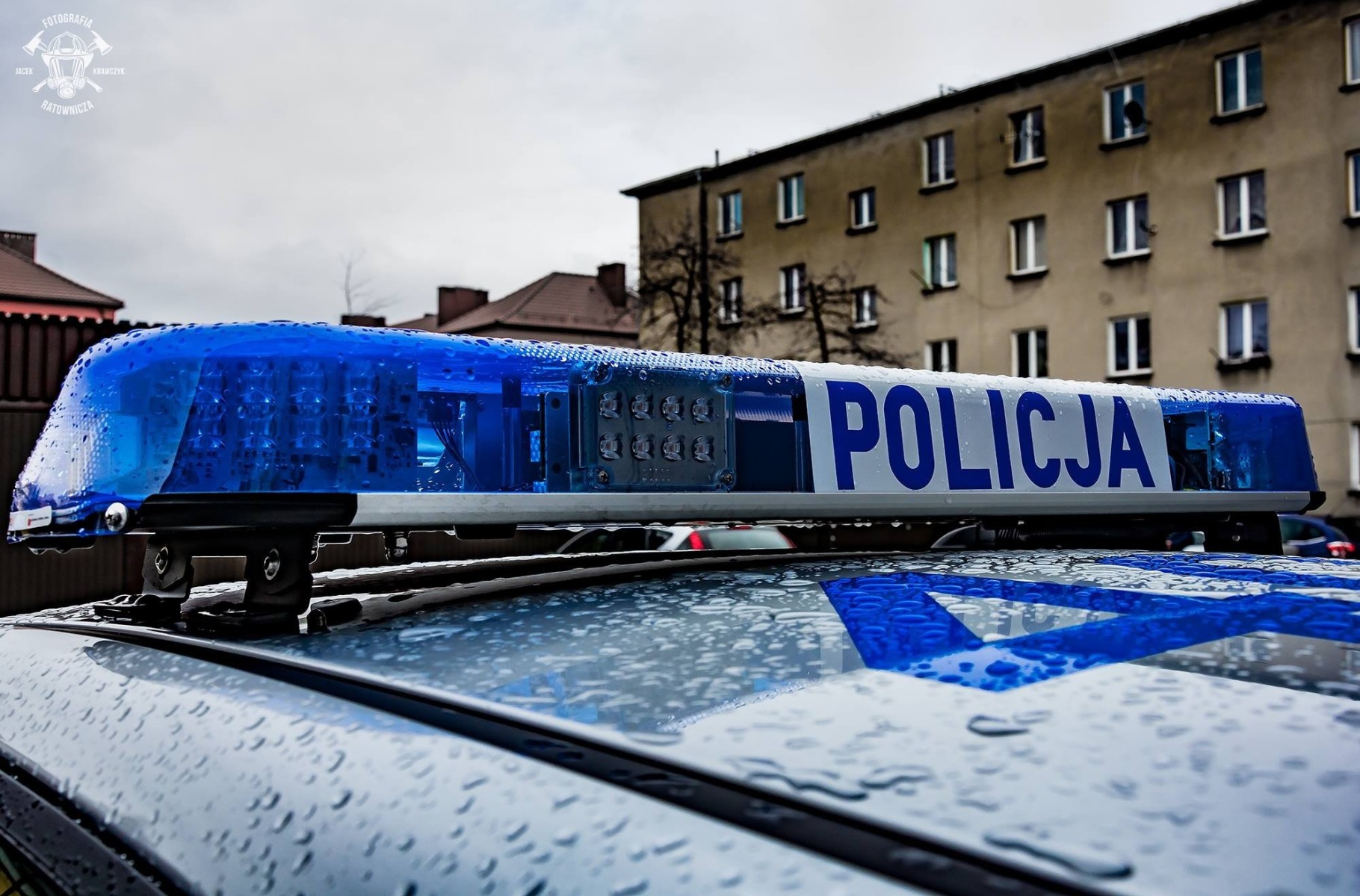 Recydywista zabrał samochód kurierowi, ale dzięki dzielnicowym niedługo cieszył się wolnością