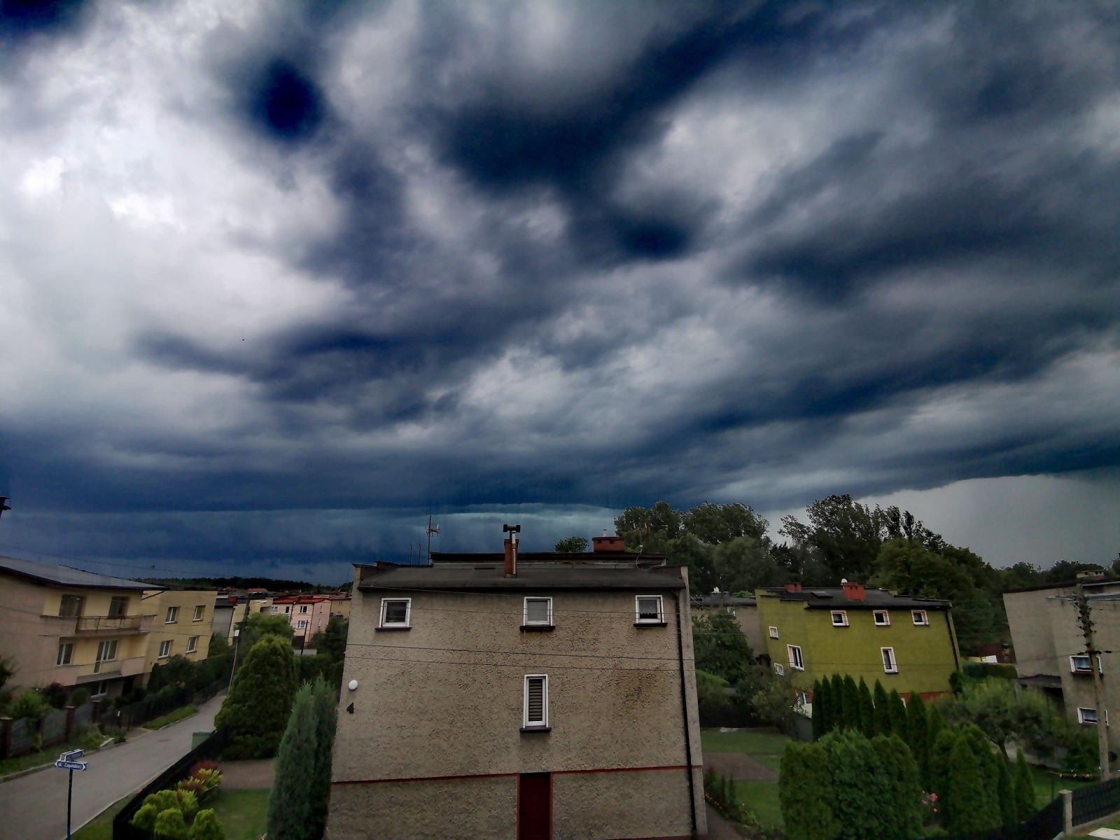 Ostrzeżenie przed upałem oraz wieczornymi burzami