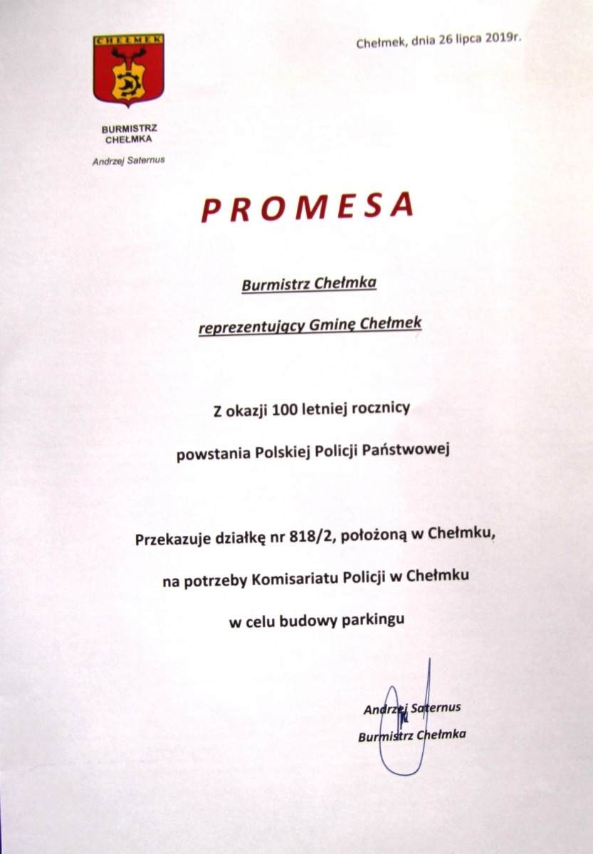 Policjanci otrzymali prezent na Święto Policji. Jest to działka pod budowę parkingu