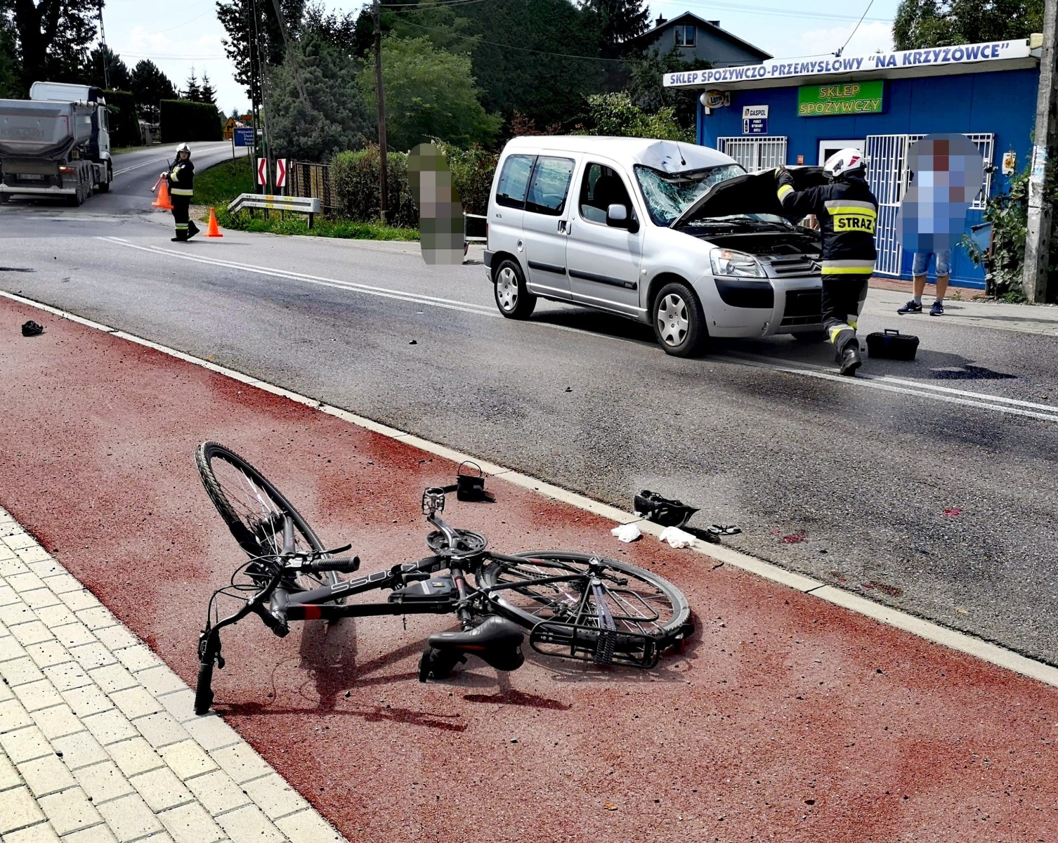 Rowerzysta nieprzytomny przetransportowany do Szpitala. Jego personalia nie są znane