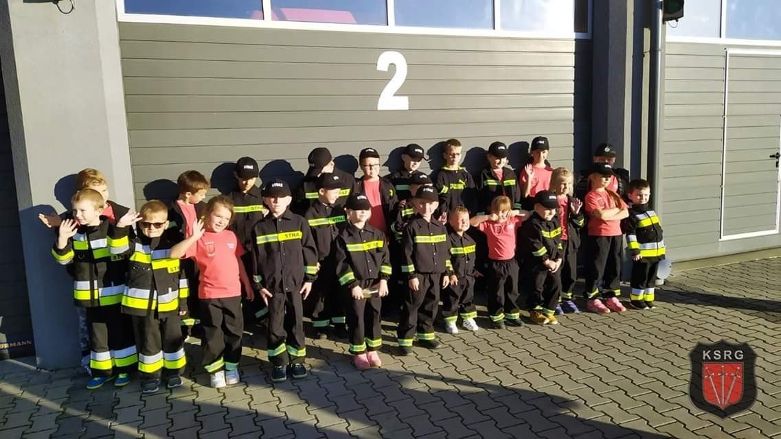 Najmłodsza drużyna MDP w powiecie odwiedziła PSP w Oświęcimiu