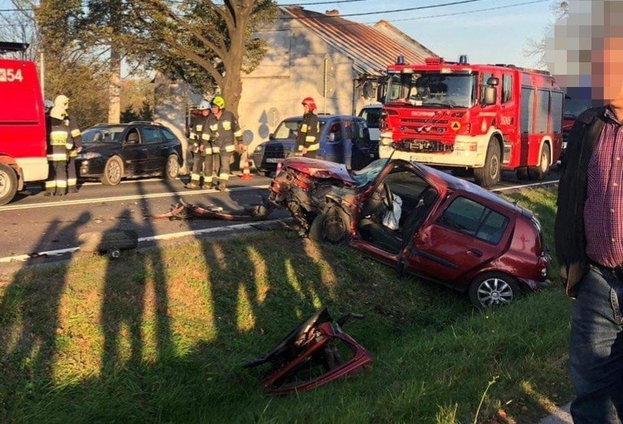 Po wypadku zablokowana DK52 w Kętach – ZDJĘCIA!