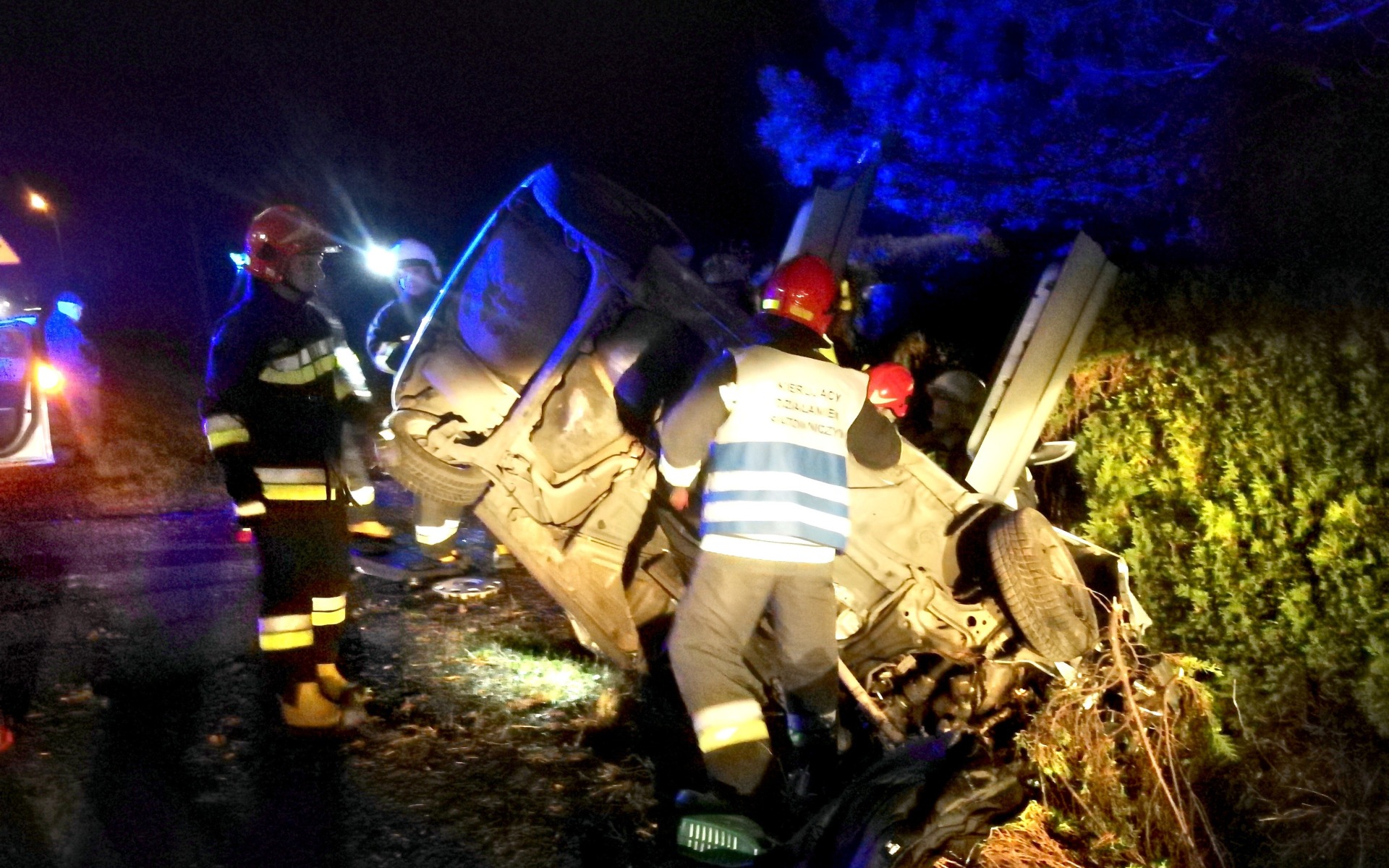 Wypadek drogowy na DK44 we Włosienicy – ZDJĘCIA!