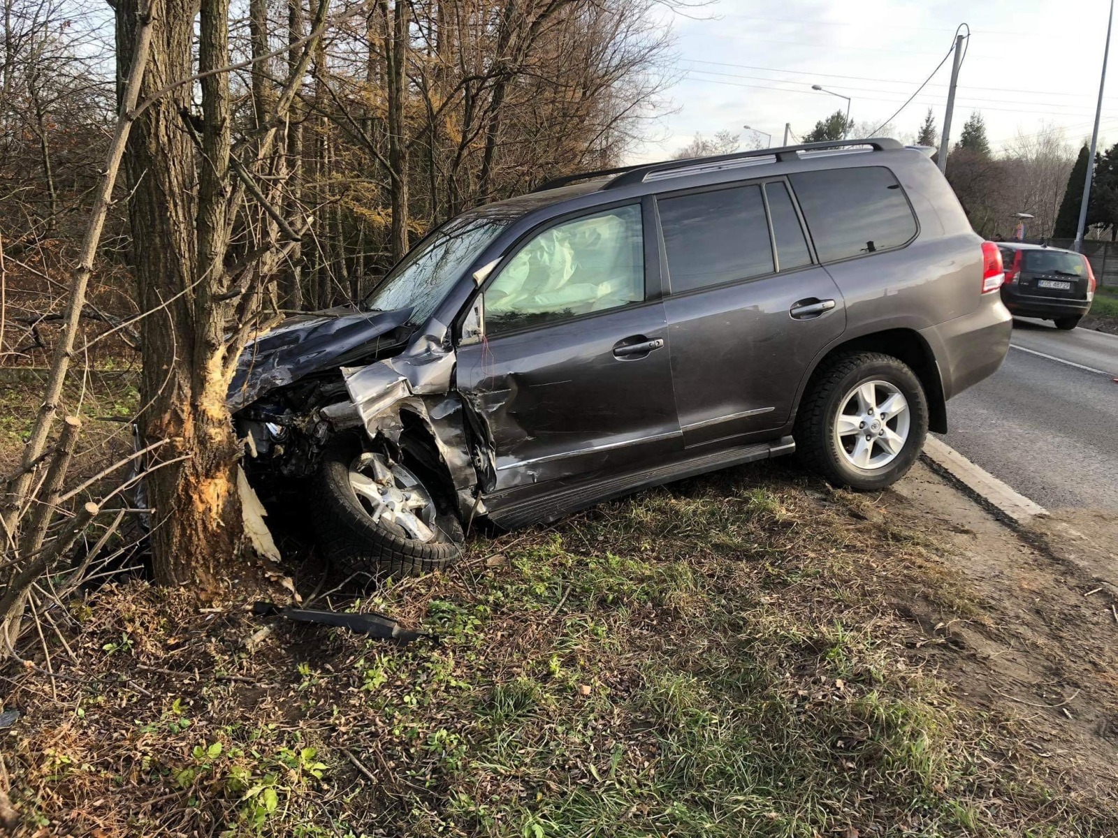 Zderzenie dwóch pojazdów na DK52. Ruch wahadłowy w Bulowicach – ZDJĘCIA!