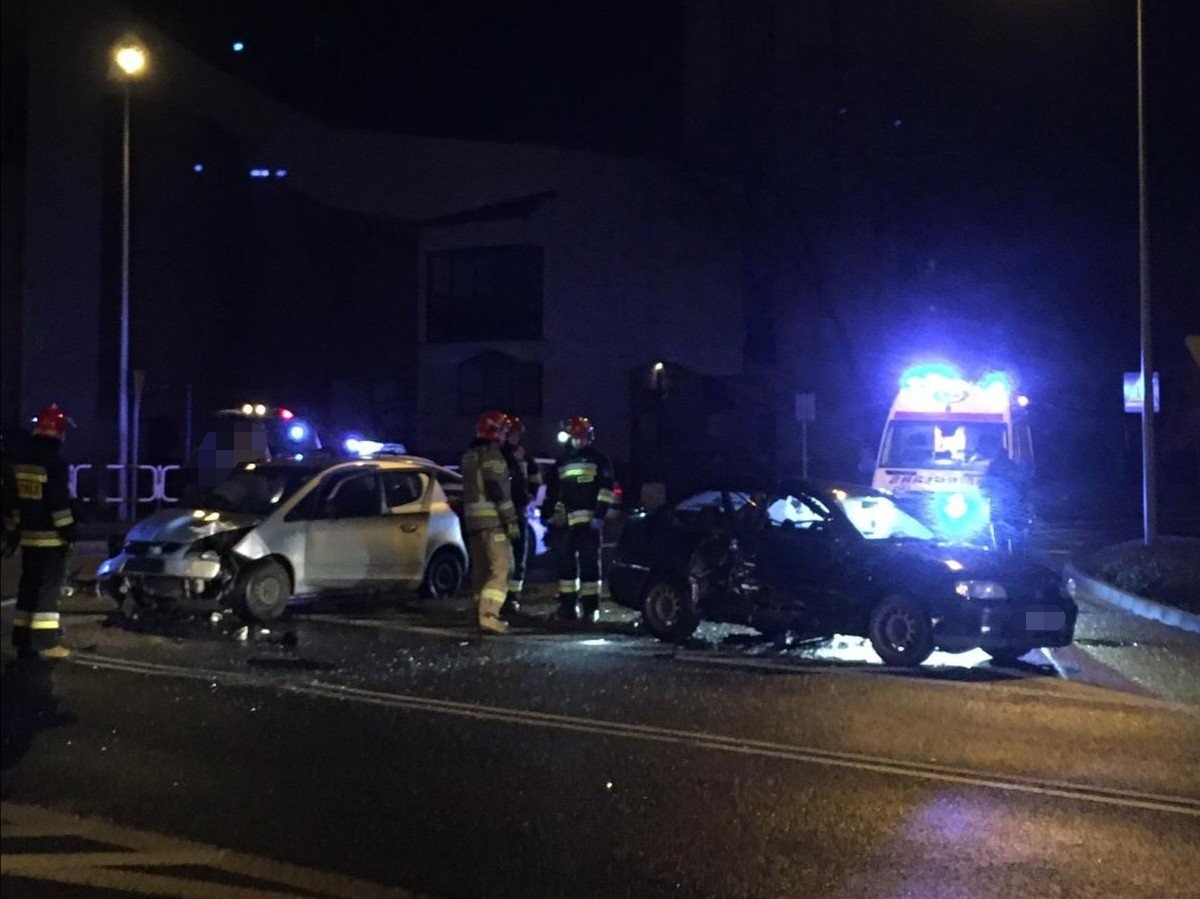 Zderzenie dwóch samochodów w Oświęcimiu