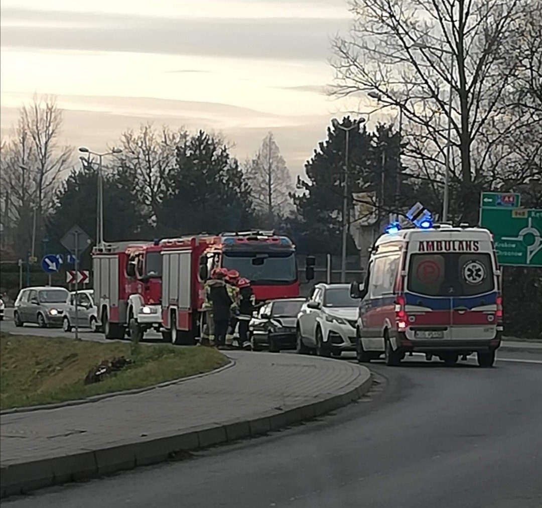 Wypadek z udziałem dwóch samochodów w Oświęcimiu – ZDJĘCIA!