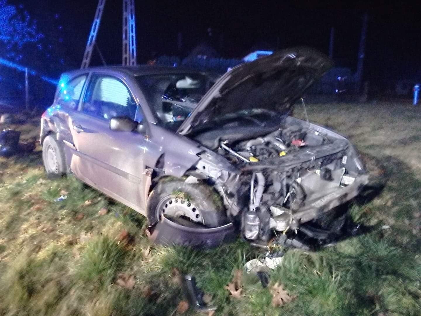 Zderzenie dwóch pojazdów na DW949 w Polance Wielkiej – ZDJĘCIA!