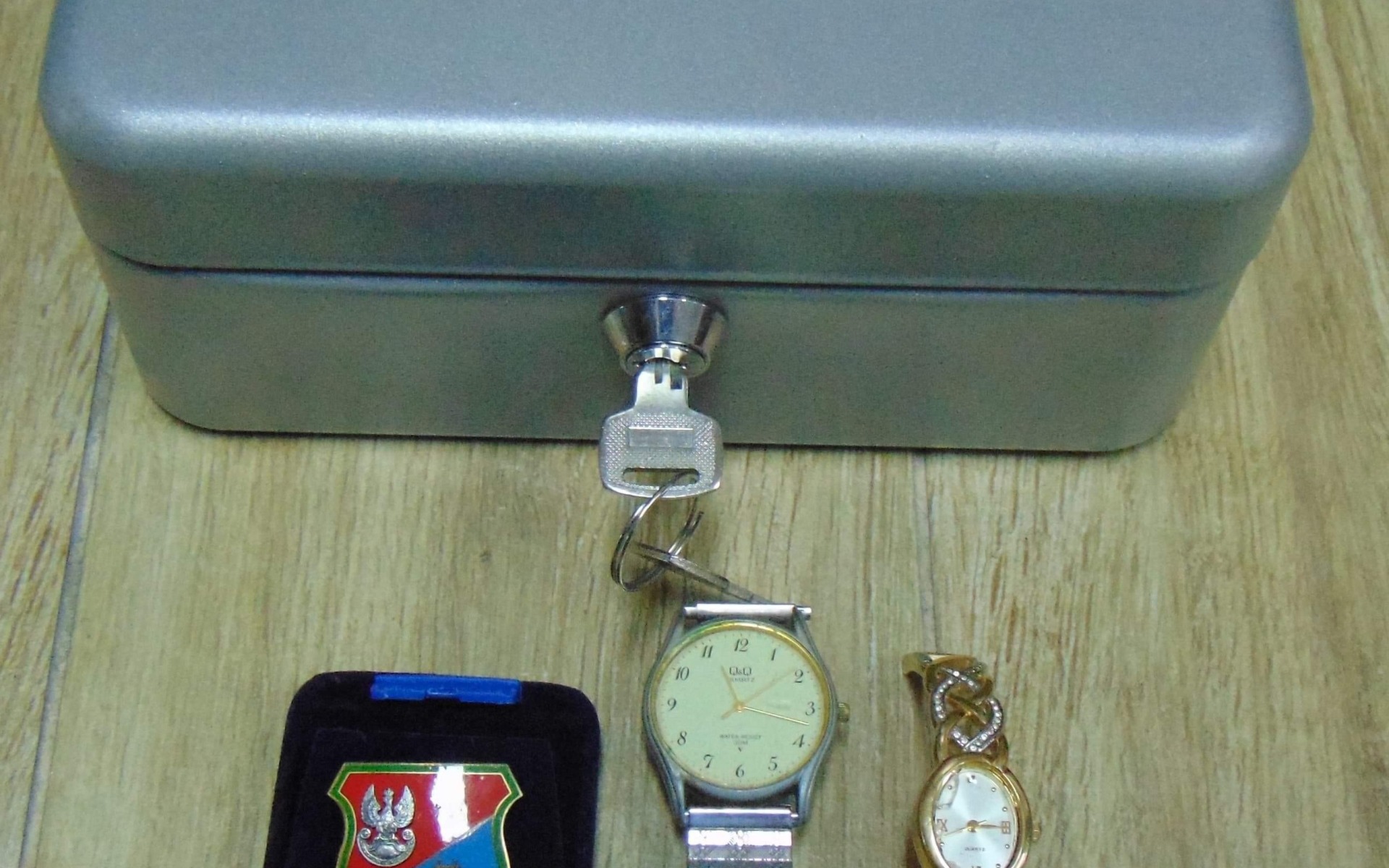 Zatrzymany amator narkotyków, mógł mieć związek z włamaniami. Policjanci szukają właścicieli zabezpieczonych przedmiotów – ZDJĘCIA!