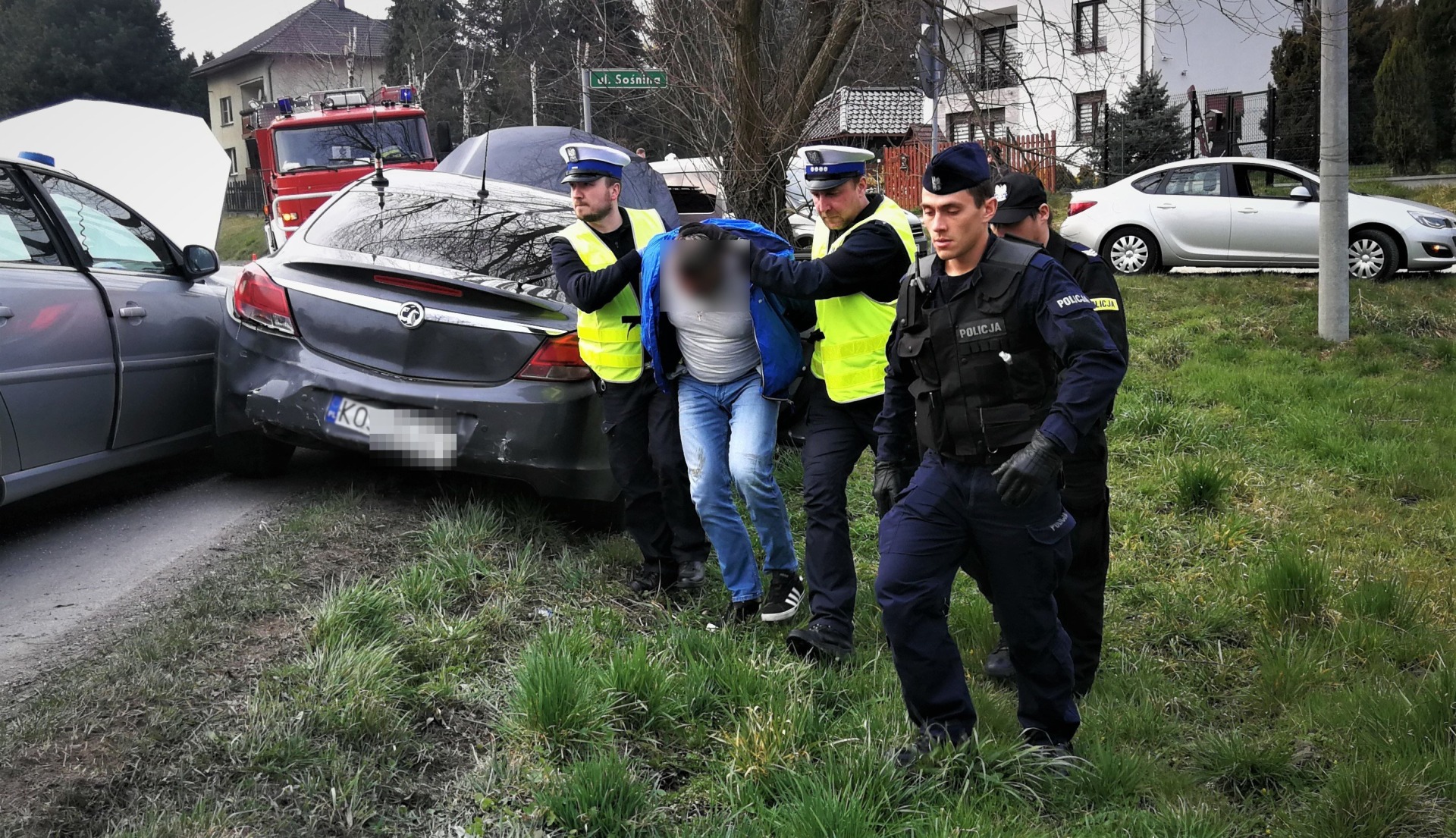 Filmy z pościgu oraz zatrzymania mieszkańca Osieka – FILM!