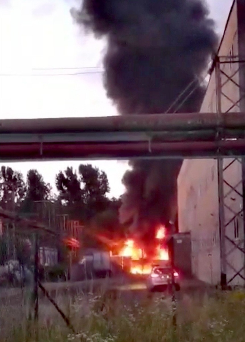 Poranny pożar w Chełmku. W akcji kilka zastępów straży pożarnej