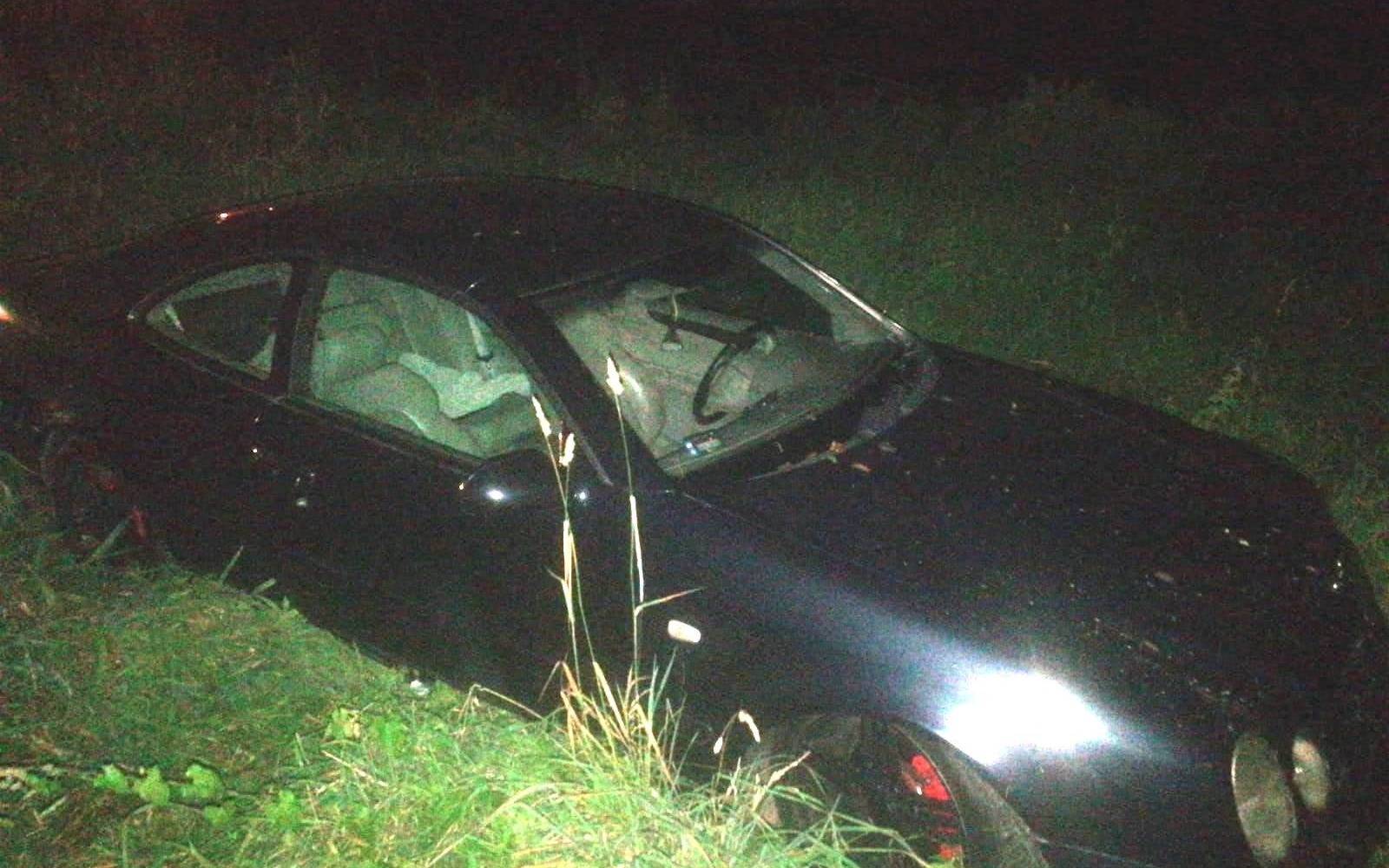 Policjanci pospieszyli z pomocą obywatelom Mołdawii. Niestety ta pomoc szybko zamieniła się w zatrzymanie kierowcy – ZDJĘCIA!