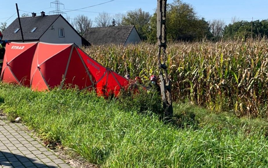 Śmiertelny wypadek w Grojcu. Nie żyje motocyklista – ZDJĘCIA!