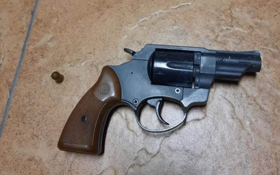 Sprawca napadu na sklep ujęty przez klientów sklepu