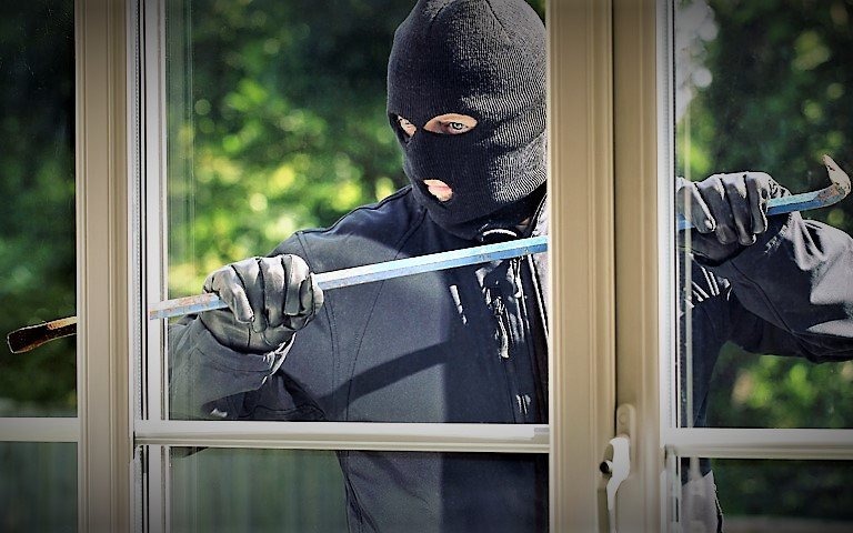 Ostrzeżenie przed złodziejami. Na terenie naszego powiatu doszło do kilku włamań