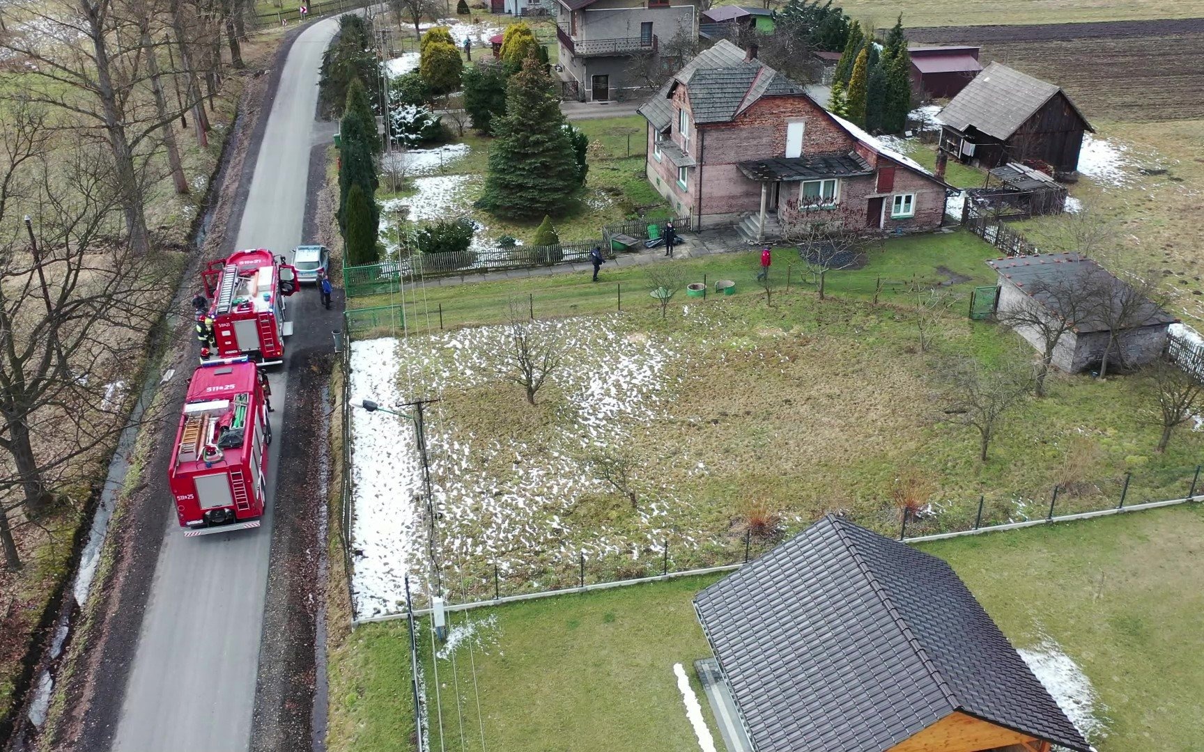 Śledczy ustalają okoliczności śmierci 61 – letniego mieszkańca Brzeszcz, który wpadł do studni