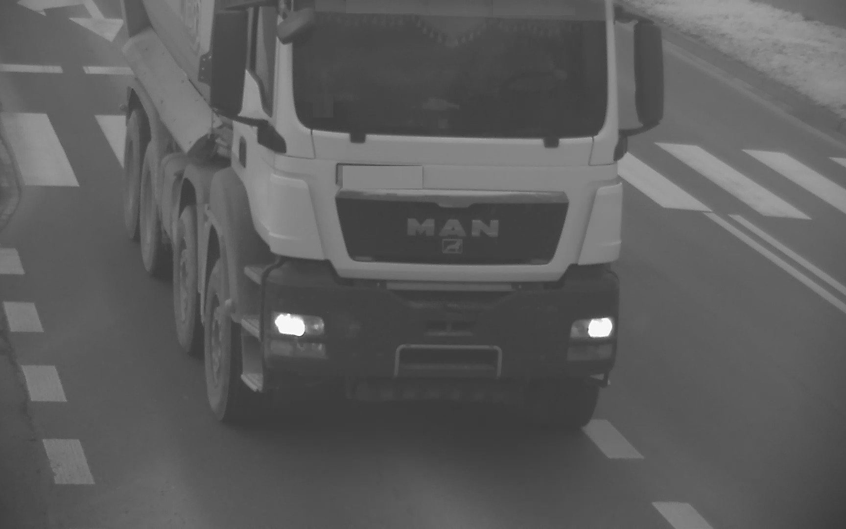 Policjanci przypominają, że na moście Piastowskim oraz oświęcimskiej Starówce obowiązuje zakaz wjazdu dla samochodów ciężarowych