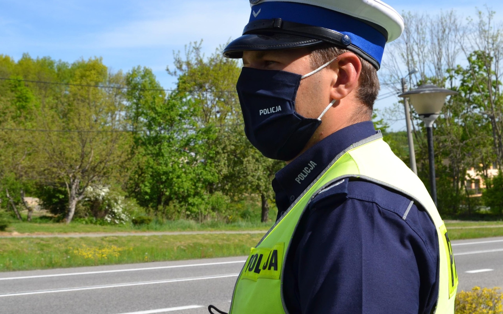 Zadbajmy o bezpieczeństwo na drogach podczas długiego weekendu majowego