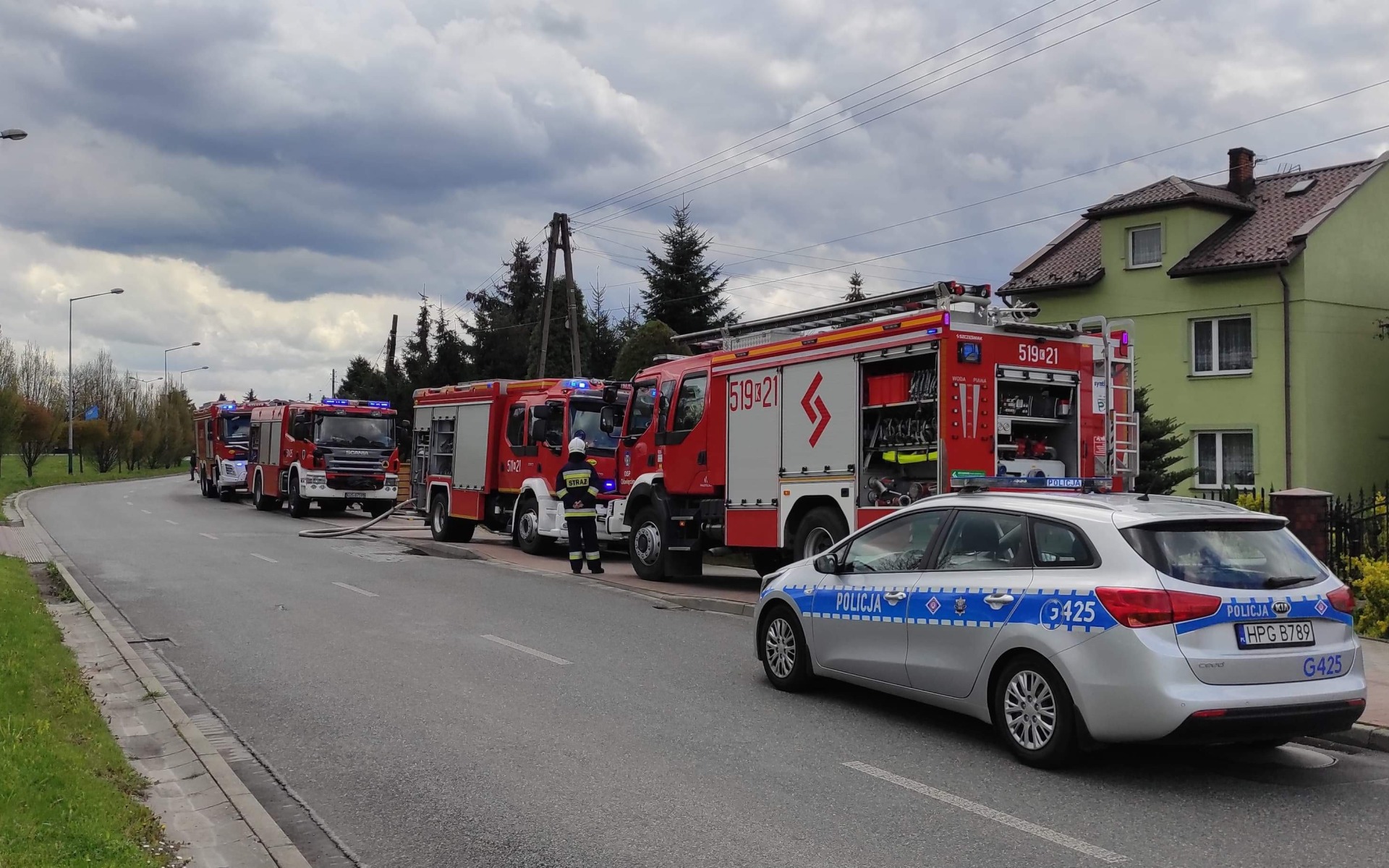 Pożar w Oświęcimiu. W akcji pięć zastępów straży pożarnej – ZDJĘCIA!