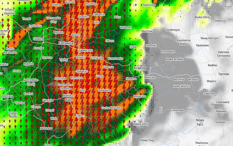 Ostrzeżenie przed bardzo silnymi burzami !