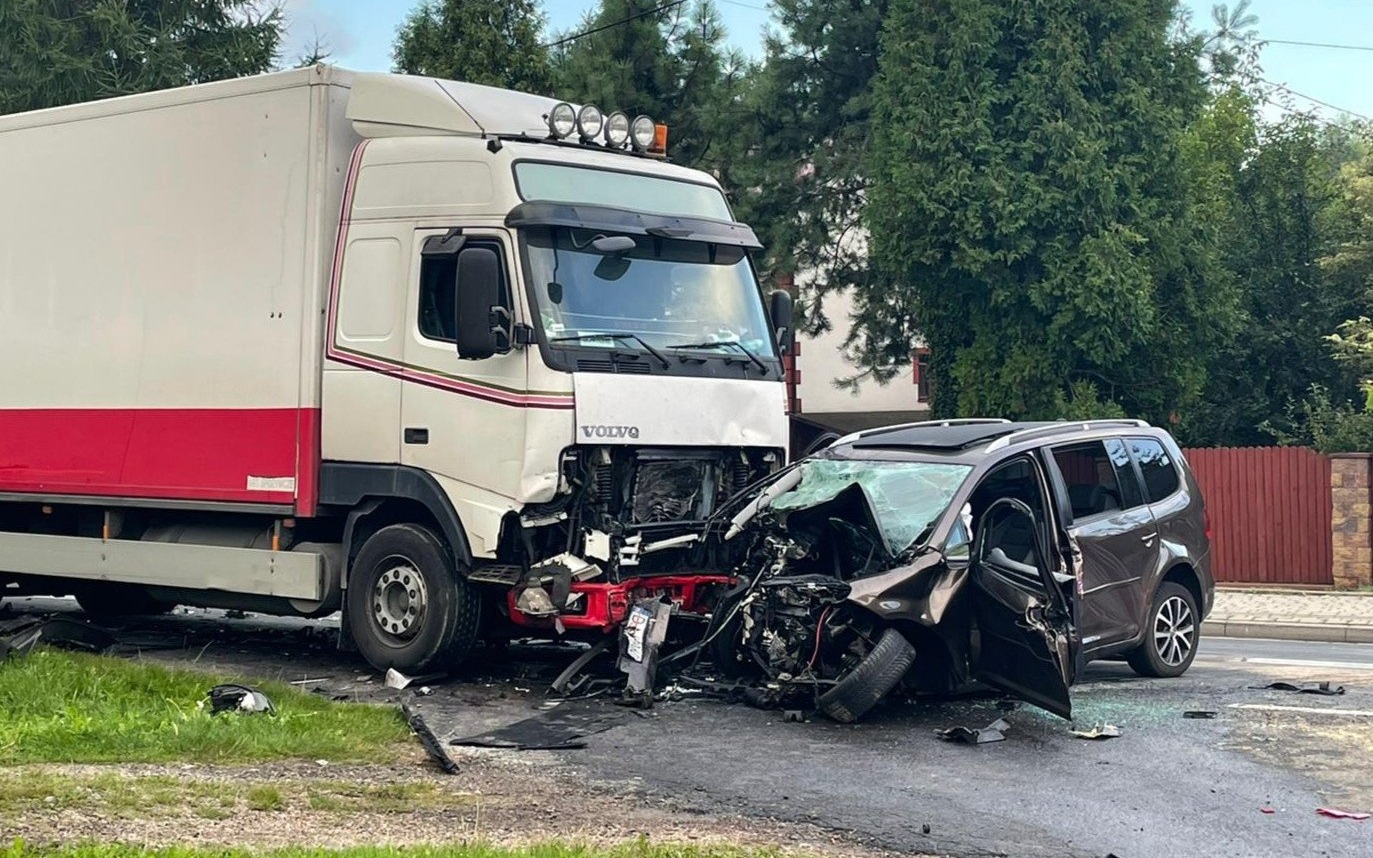 Nie żyje kierowca z wczorajszego wypadku w Graboszycach