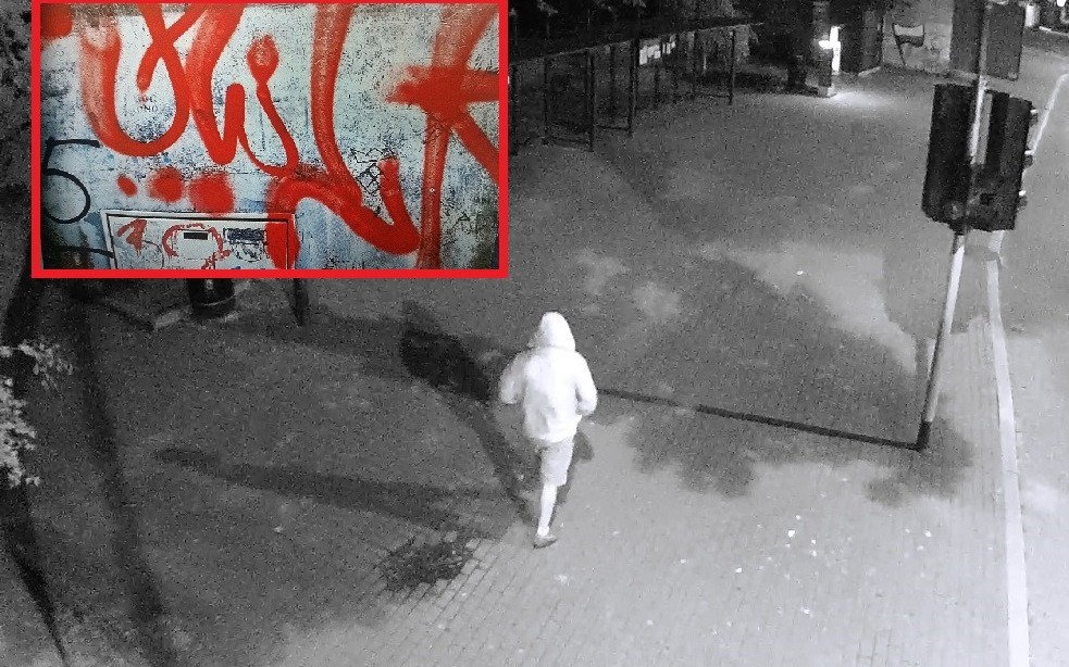 Zarzuty dla pseudografficiarza, który uszkodził elewację kilku kamienic oświęcimskiej starówki