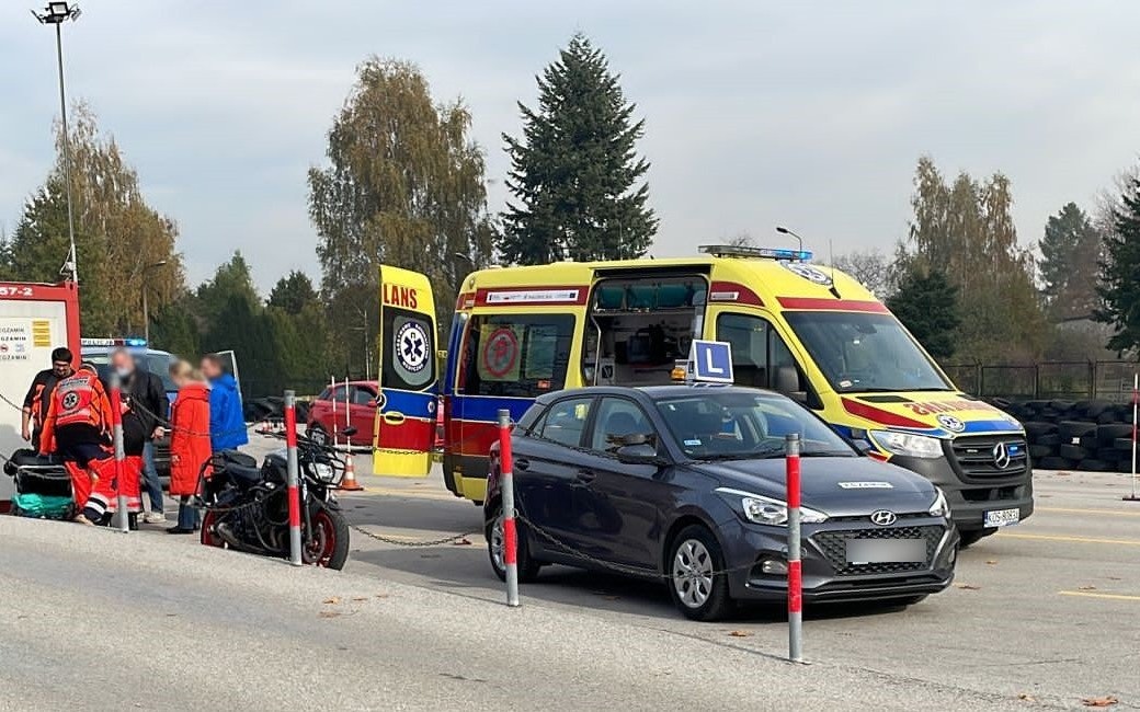 Wypadek podczas egzaminu na prawo jazdy – ZDJĘCIA!