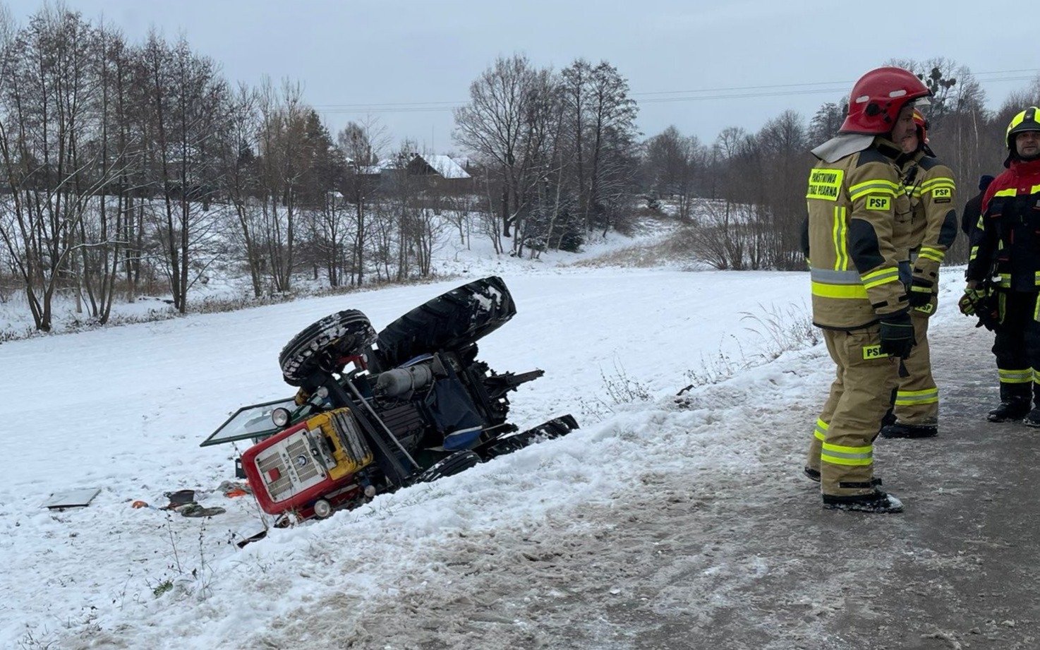 Z promilami za kierownicą traktora. Znamy dokładne szczegóły wczorajszego wypadku w Witkowicach