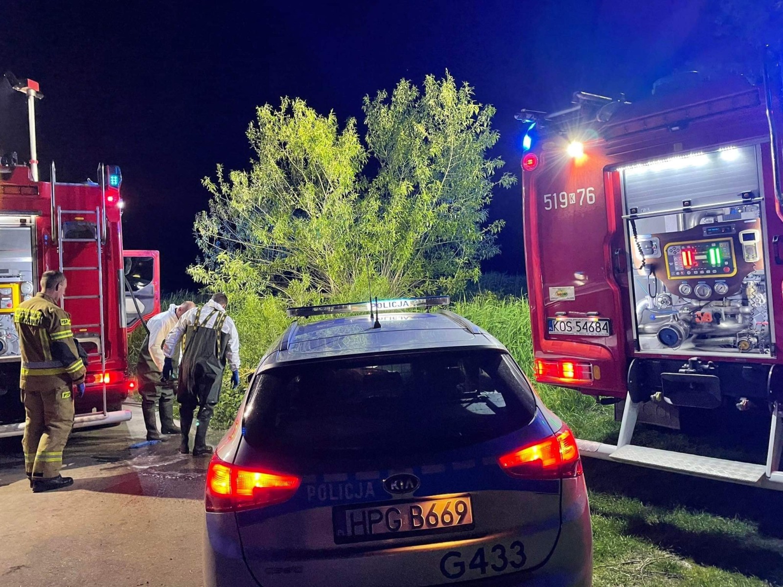 Ciało dryfujące na Wiśle okazało się truchłem psa