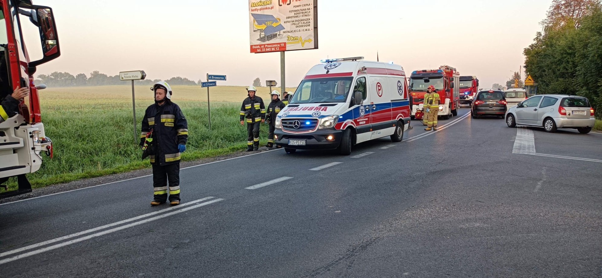 Niebezpieczne zdarzenie w Osieku. Motocyklista wypadł z jezdni  