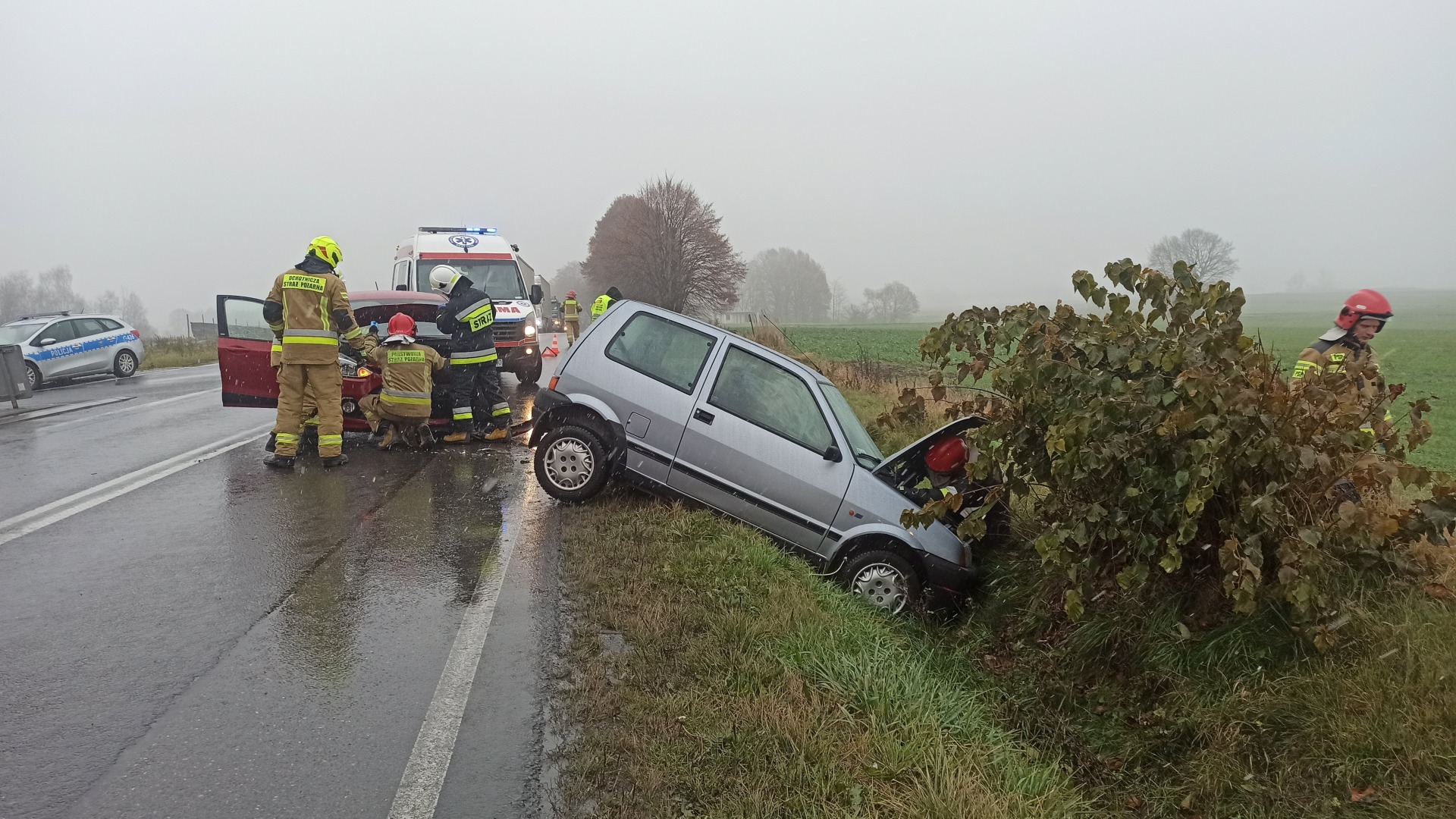 Zderzenie dwóch pojazdów na DK44 w Przeciszowie – ZDJĘCIA!