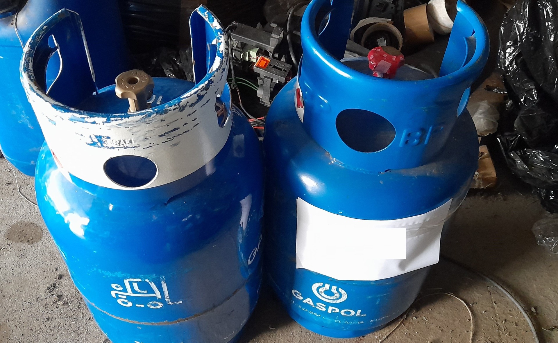 Policjanci rozpracowali szajkę kradnącą butle gazowe